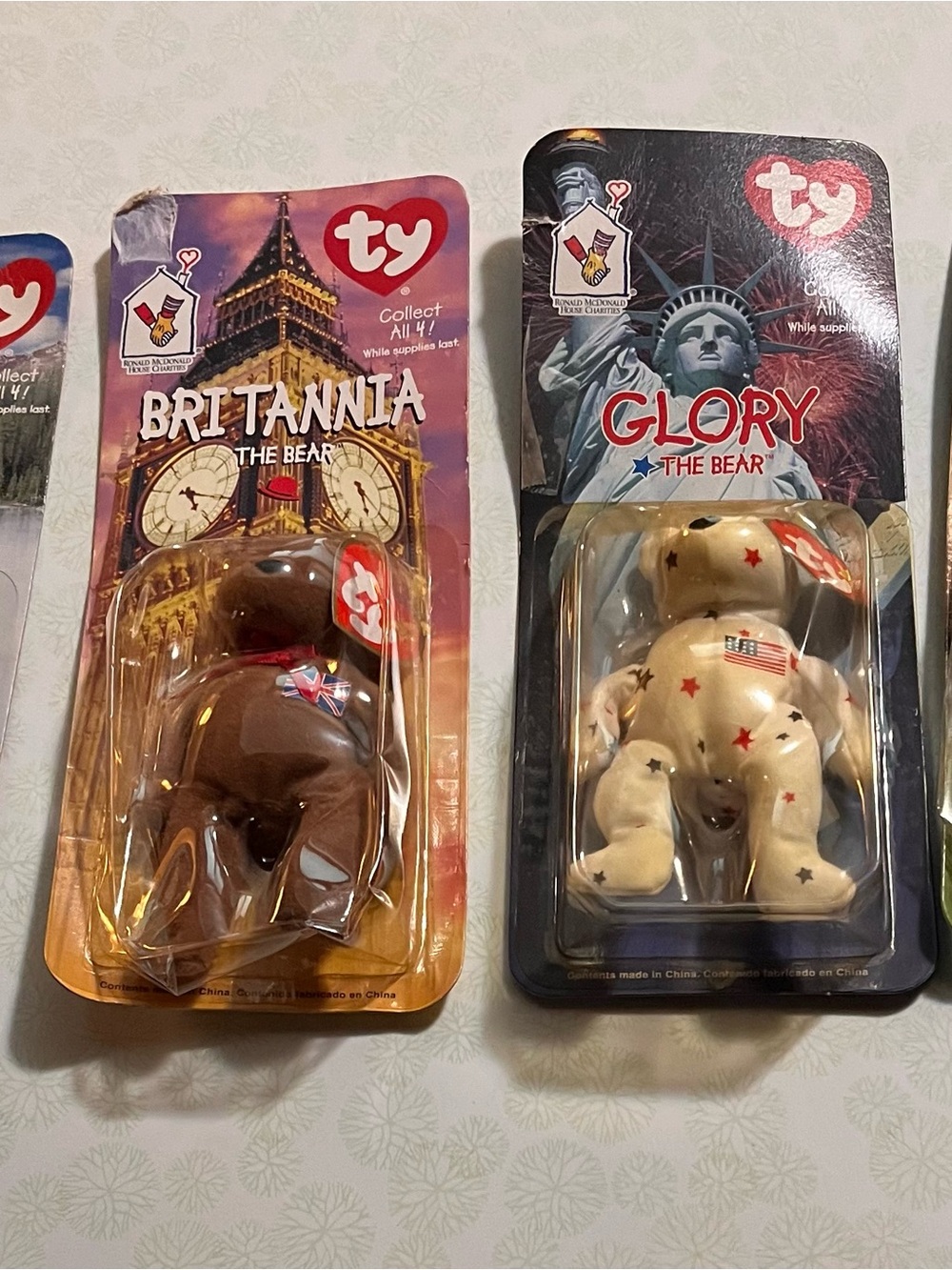 TY beanie babies International Bears complete set